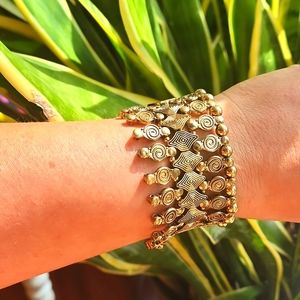 Beautiful moroccan boho wide stretch bracelet